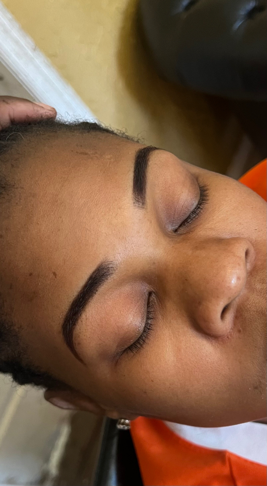 EYEBROW TINT