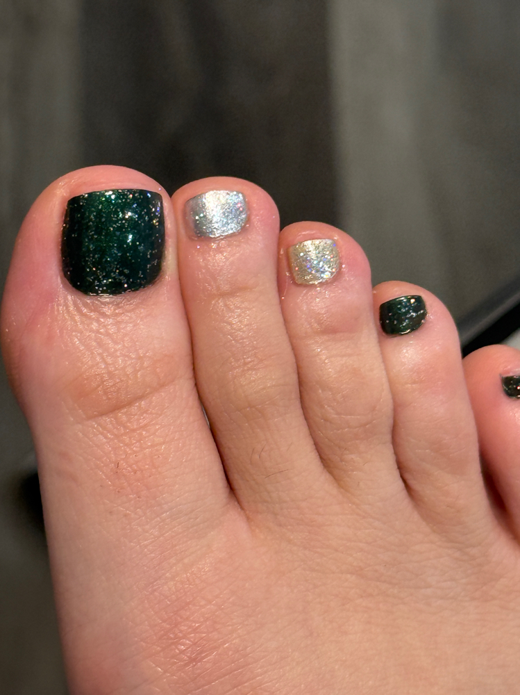 Luxe Gel Pedicure