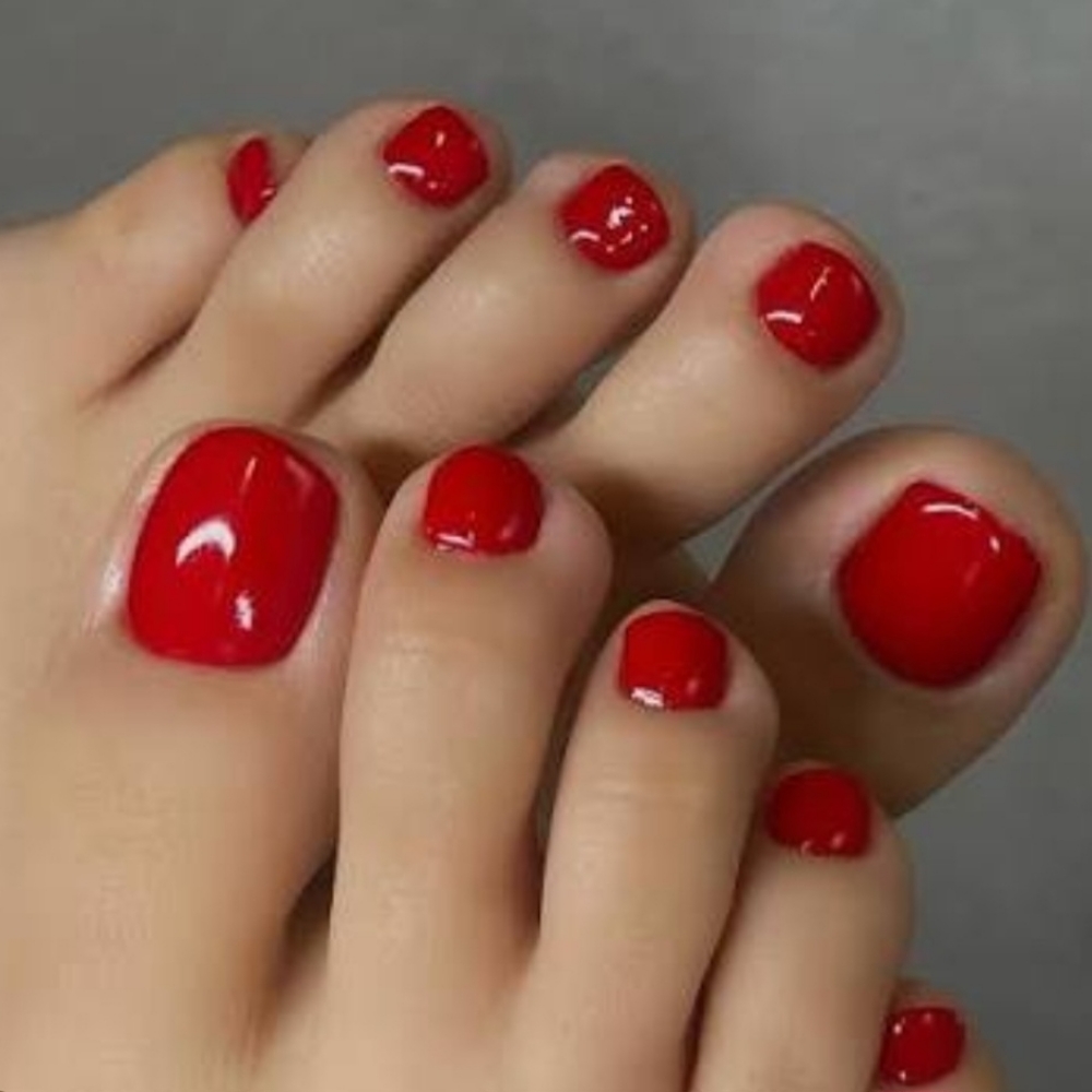 Pedicure Gel at The Topcoat Nails_Studio in Miami, FL