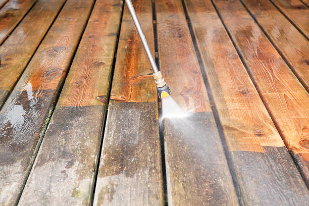 PRESSURE WASHING SERVICE