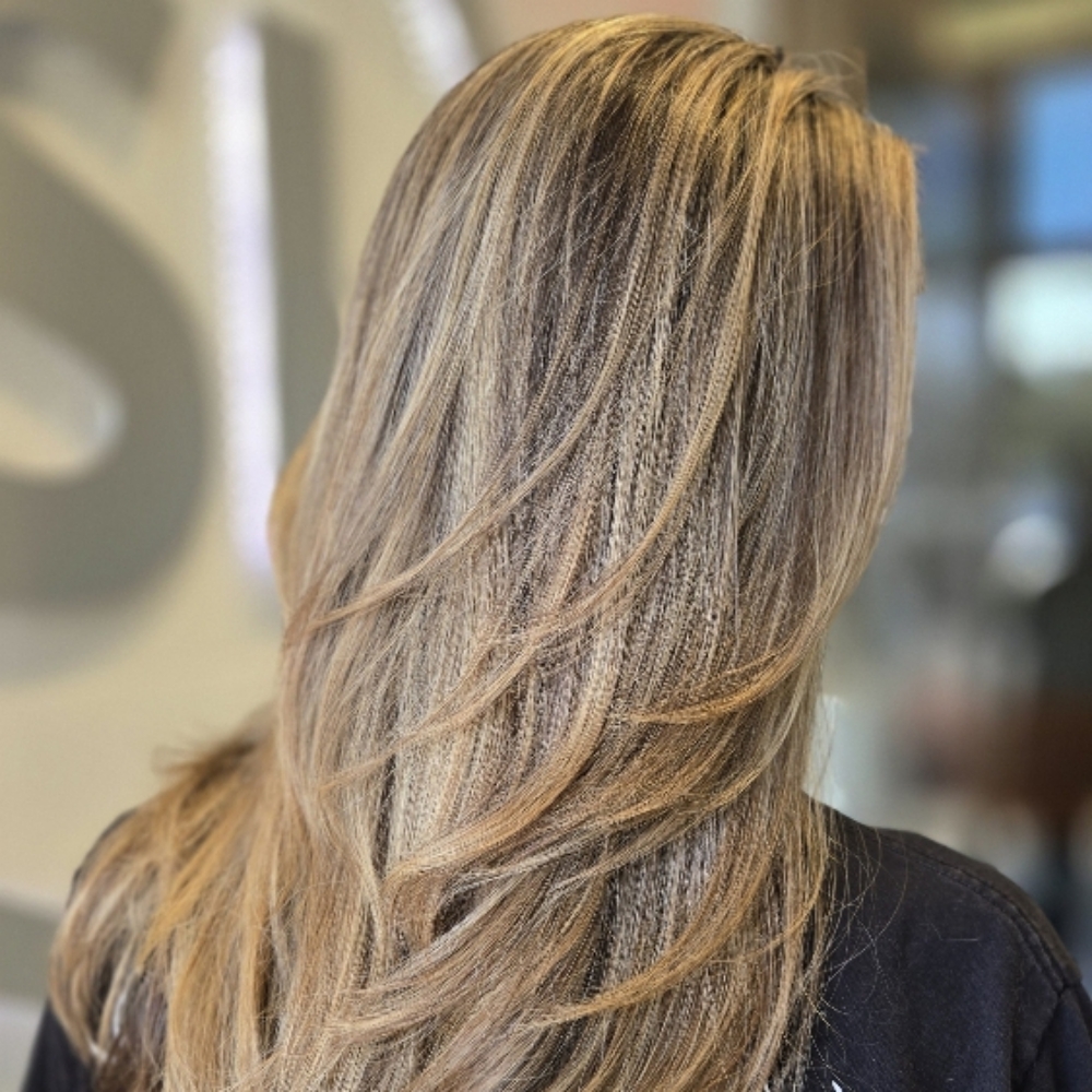 Shampoo Blowdry at Christie's Beauty Lounge in Tampa, FL