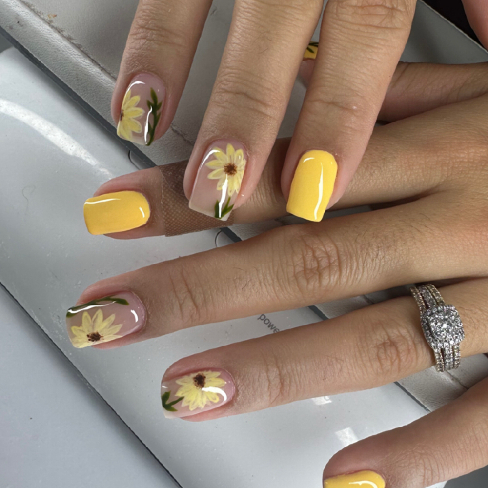 Gel Manicure at The Suites in Lawrenceburg, IN