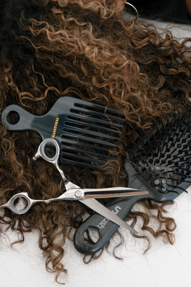 Curly Cut