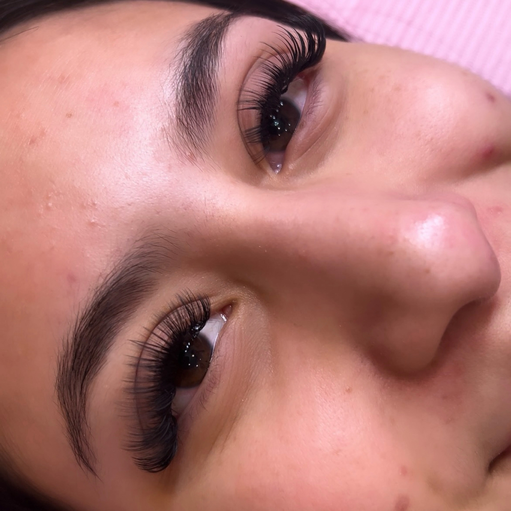 Lash Removal