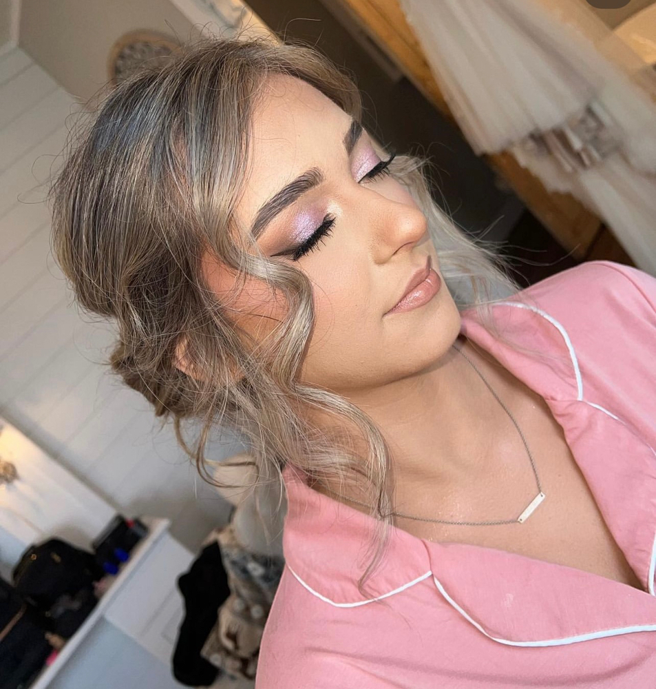 (Out Of Salon Makeup) Message me!