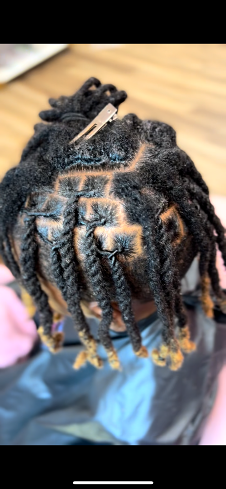 Kids Retwist & Shampoo at JackieofAllStrandz in Chattanooga, TN