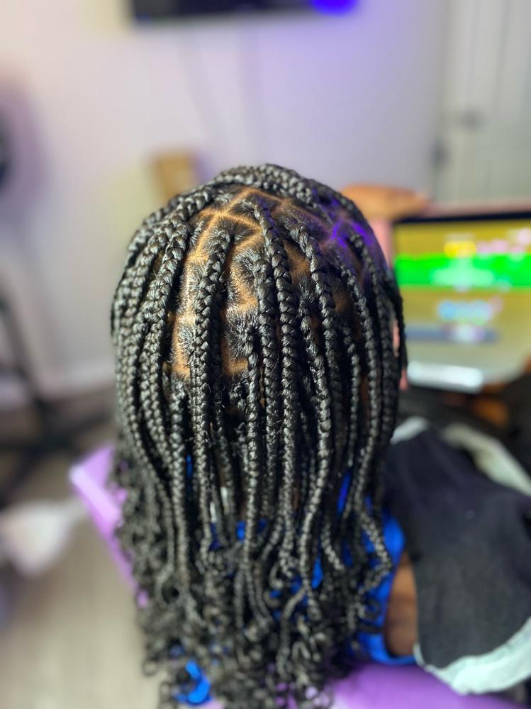 Kid Knotless( MED)