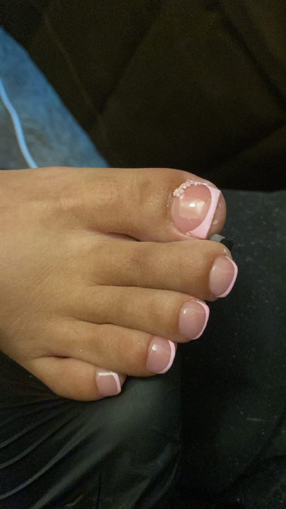 acrylic toes