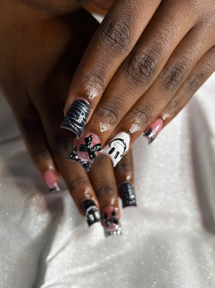 Full Set Hand Paint Art: Per Nail