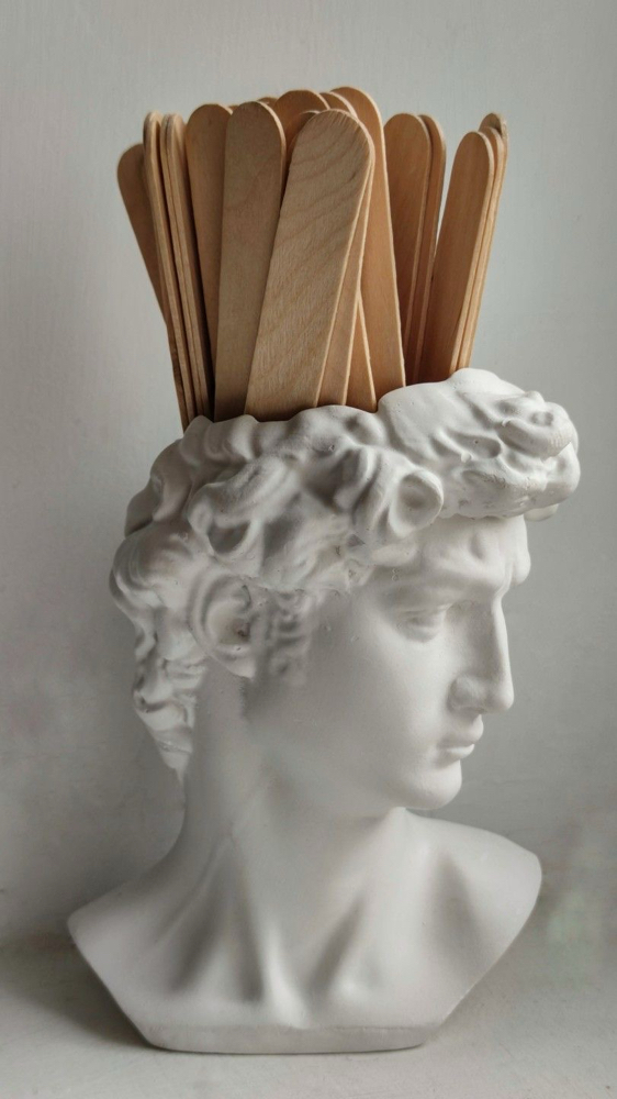 Chin, Jawline & Neck Waxing