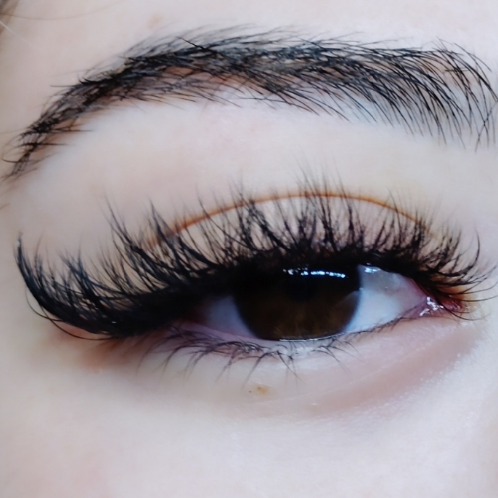 Volume Eyelash Extensions at Noemi's Beauty Room LLC in Avondale, AZ