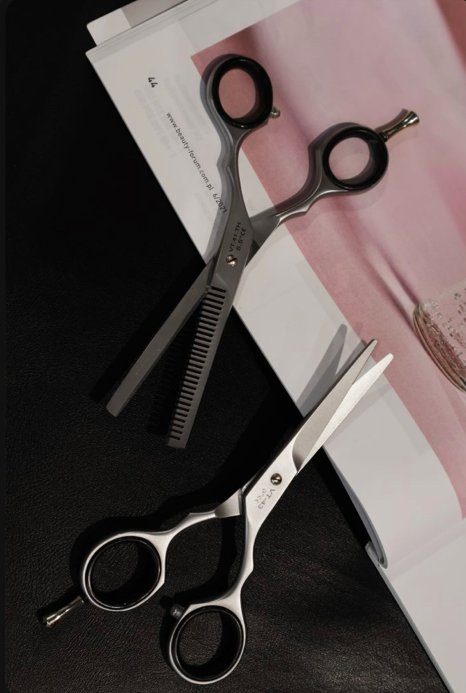 Women’s Haircut W/ Shampoo & Style