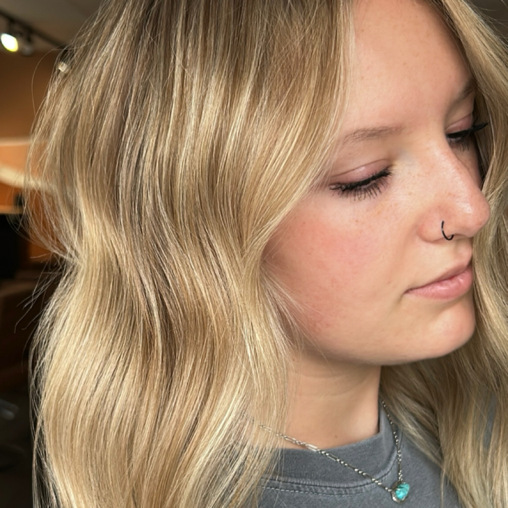 MINI BLONDING - MADDIE at Dawn + Mae Salon in Tulsa, OK