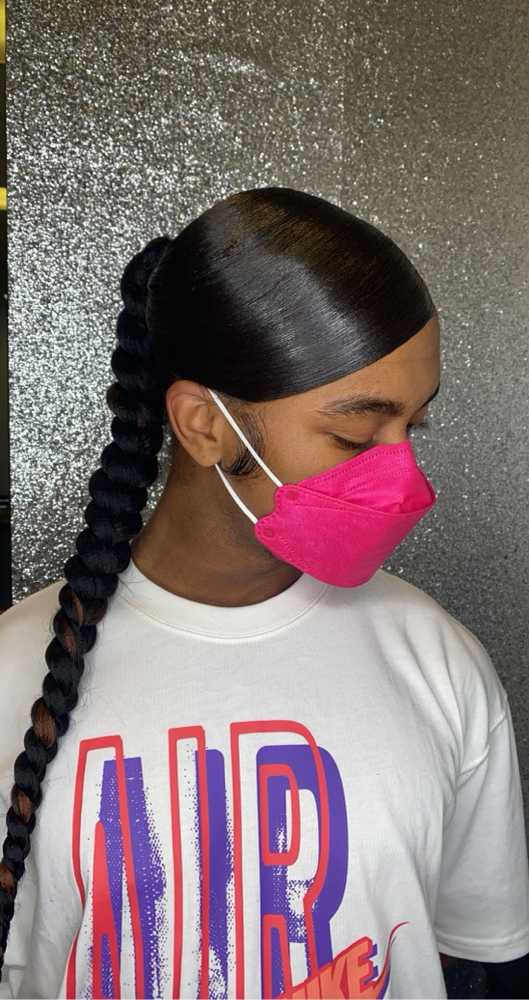 Sleek Ponytails at The Che Method Experience in Detroit, MI