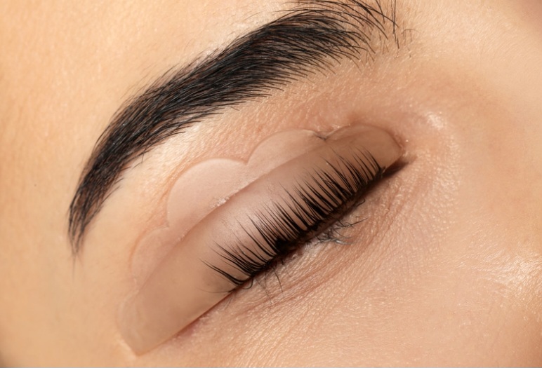 Bottom Lash Tint (Add-On) at That Esti Babe