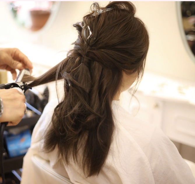 Shampoo and Style at Beauty on The Bricks in Hays, KS