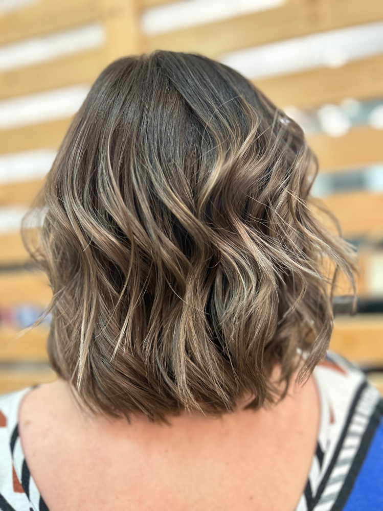 Women’s Hair Cut