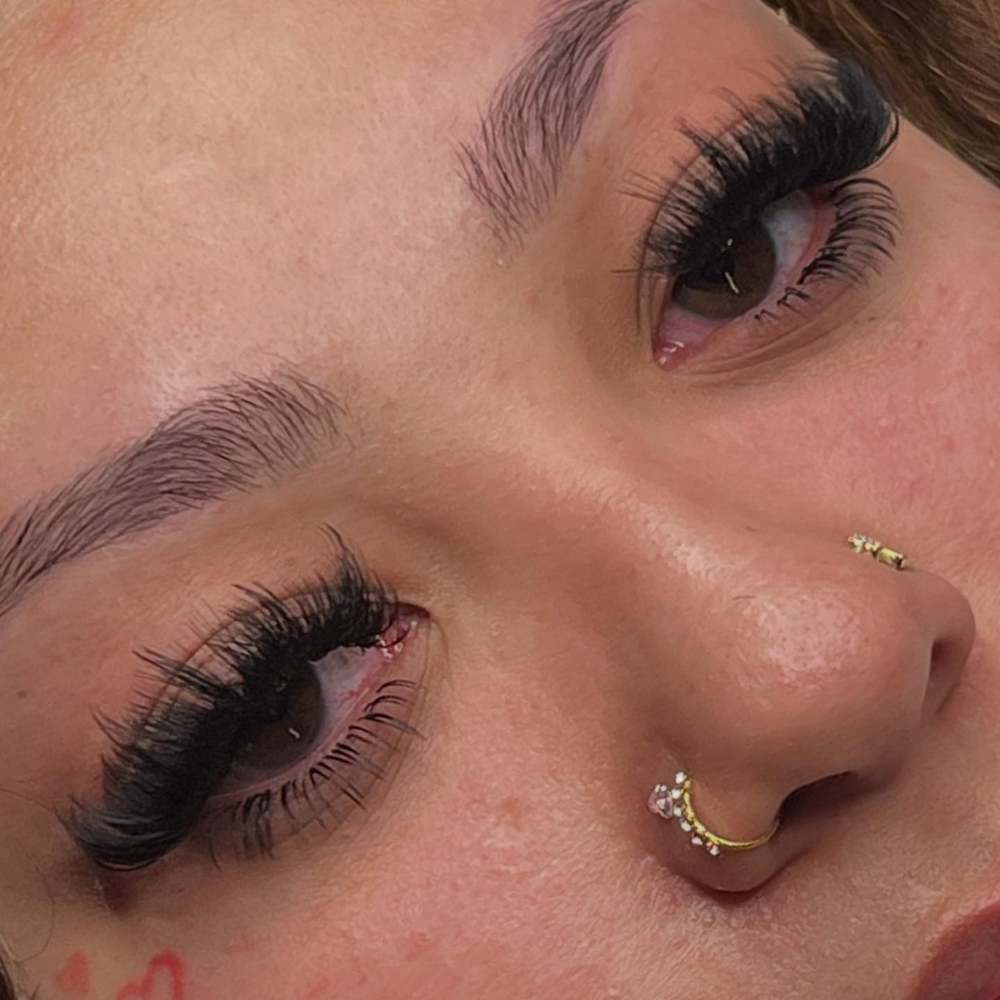 Bottom Lashes