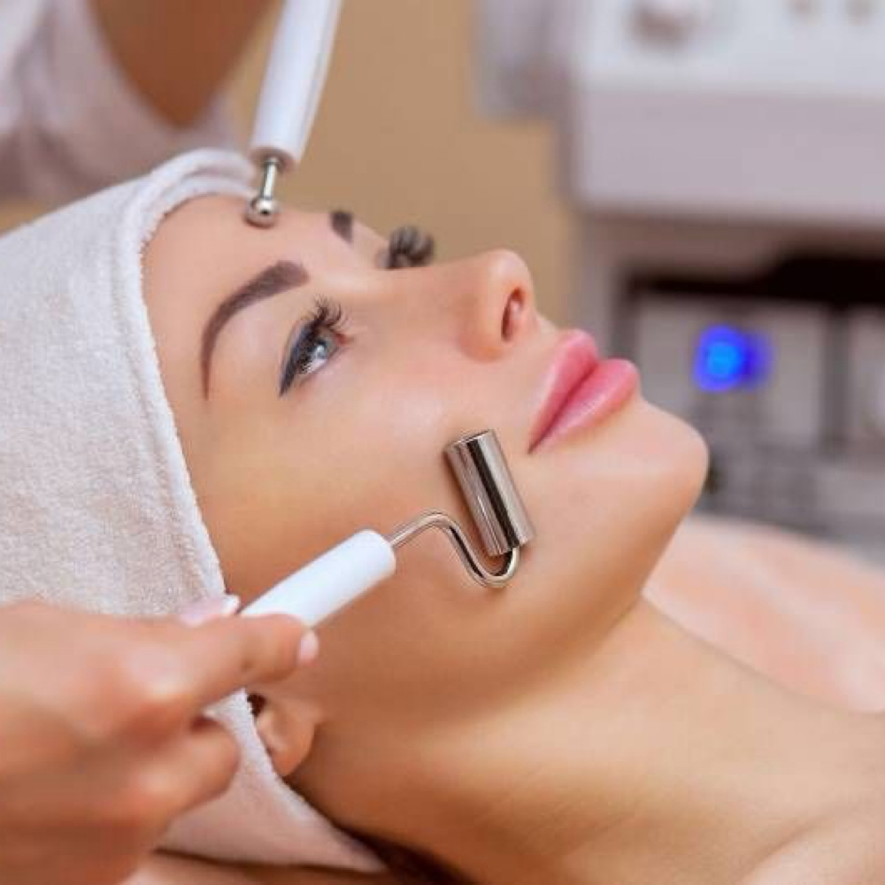 Galvanic Treatment at Madína Beauté Studío in Las Vegas, NV