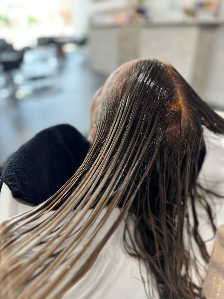 Gloss (no blowdry)