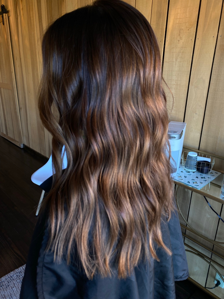 Root Color/ 10-15 Foils at Jwilkerson.hair in Vincennes, IN