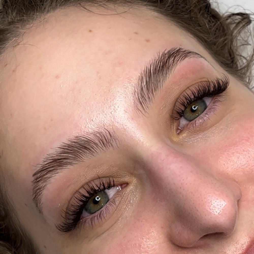 Classic/ Volume Lashes at Kia’s Beauty Bar in Kissimmee, FL