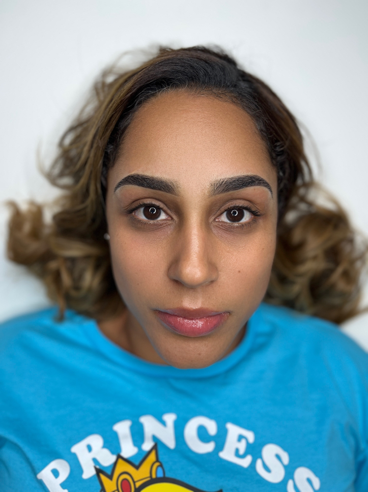 Initial- Ombre Brows