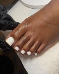 Acrylic toes