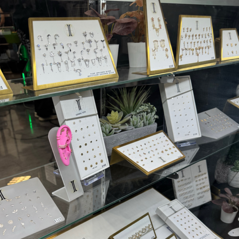 π Jewelry Swap / Downsizing at Pierce Me Studio in Chandler, AZ