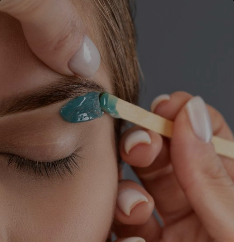 Eyebrow Waxing at Ravyn Just Hairstylist in New Albany, IN