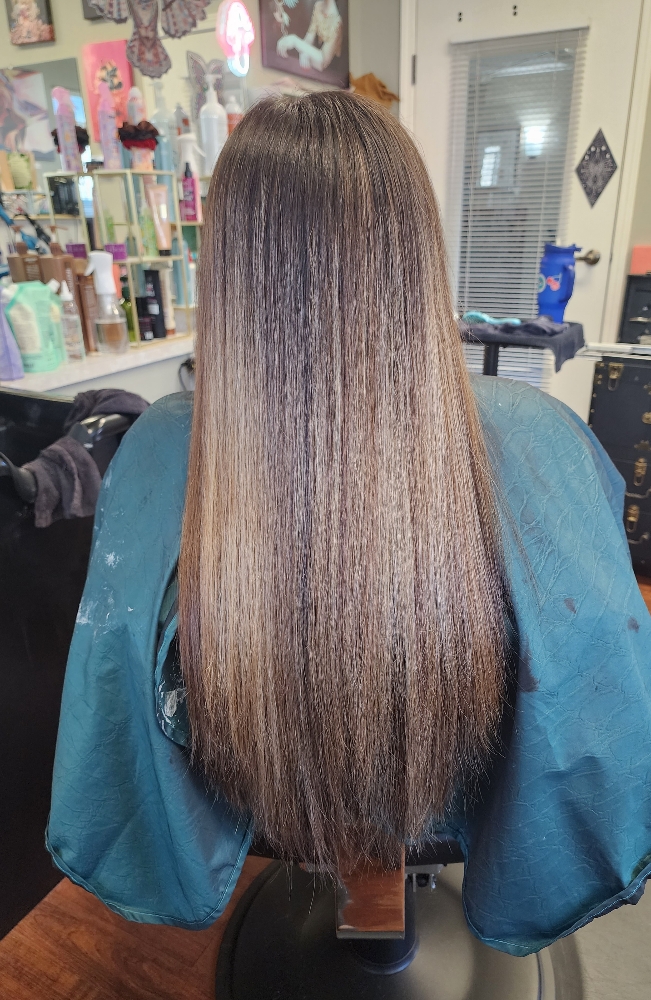 Women's Styling w/Flat-Curling Iron