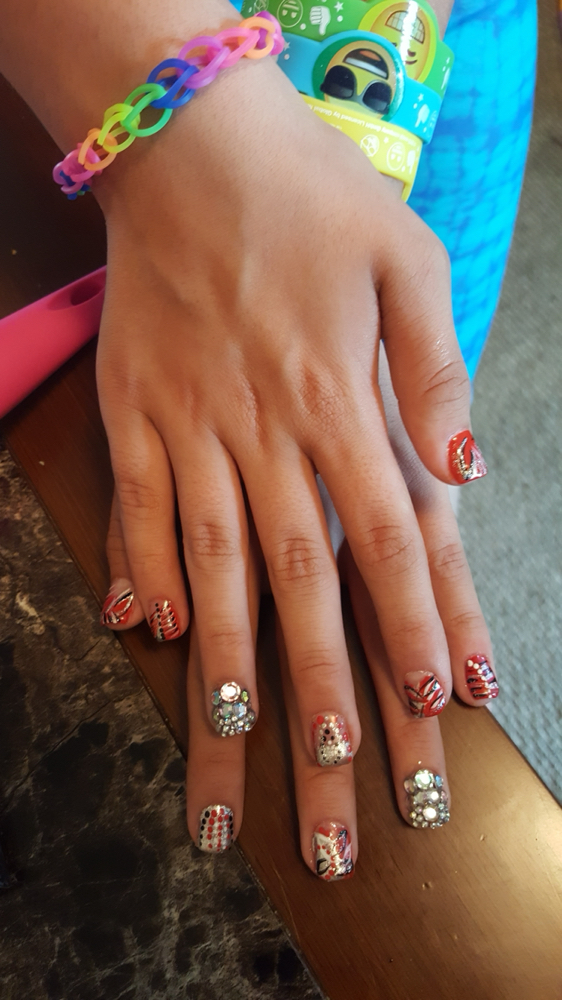 Kid Manicure