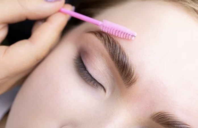 Eyebrow Lamination