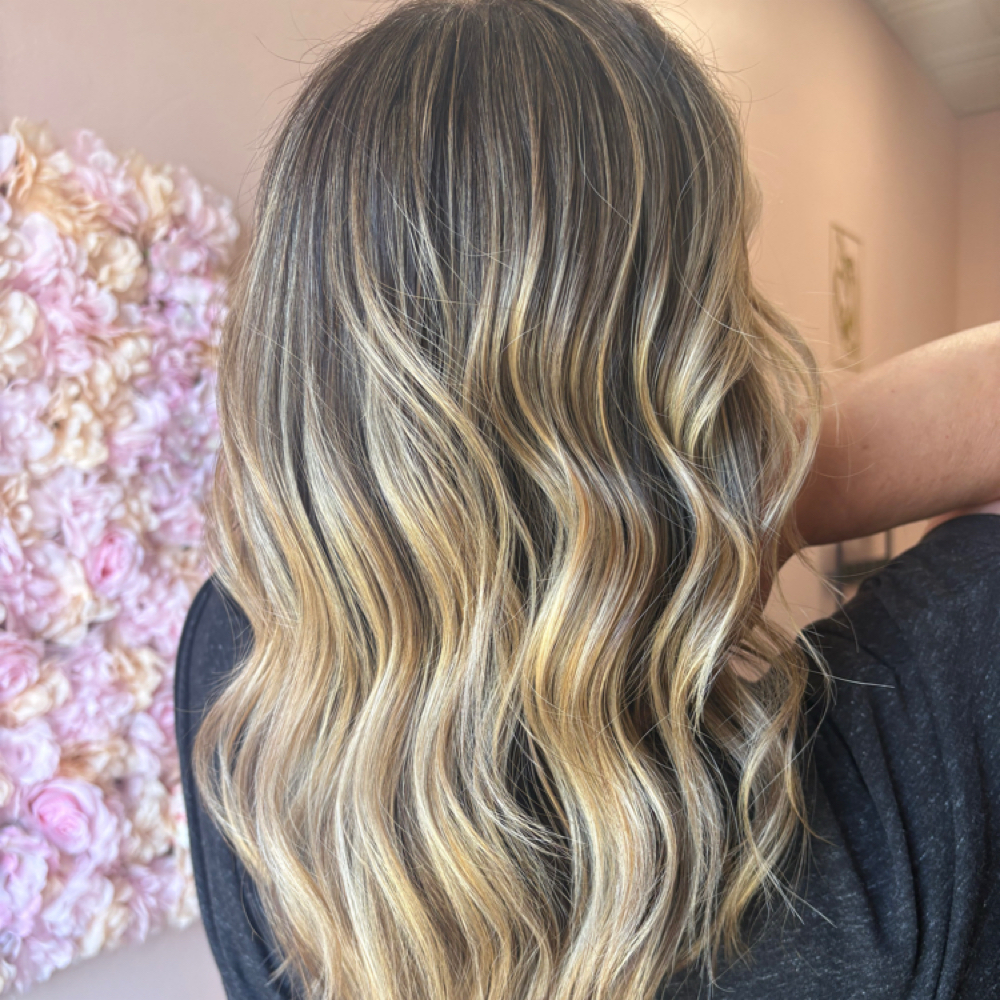 Custom Color at Tabitha’s Beauty in Manitowoc, WI
