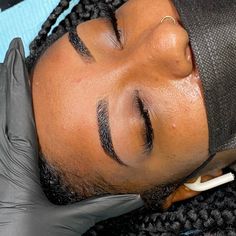 Eyebrow Tinting