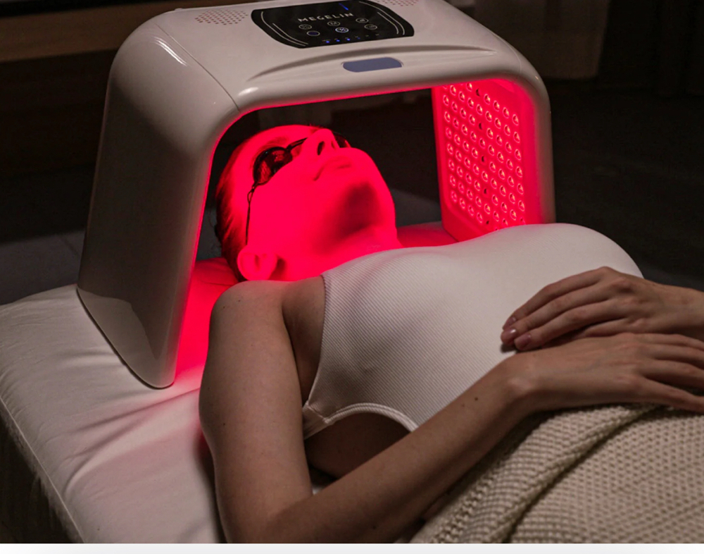 LED Light Therapy at SOLO BEAUTY SALON in Elizabeth, NJ