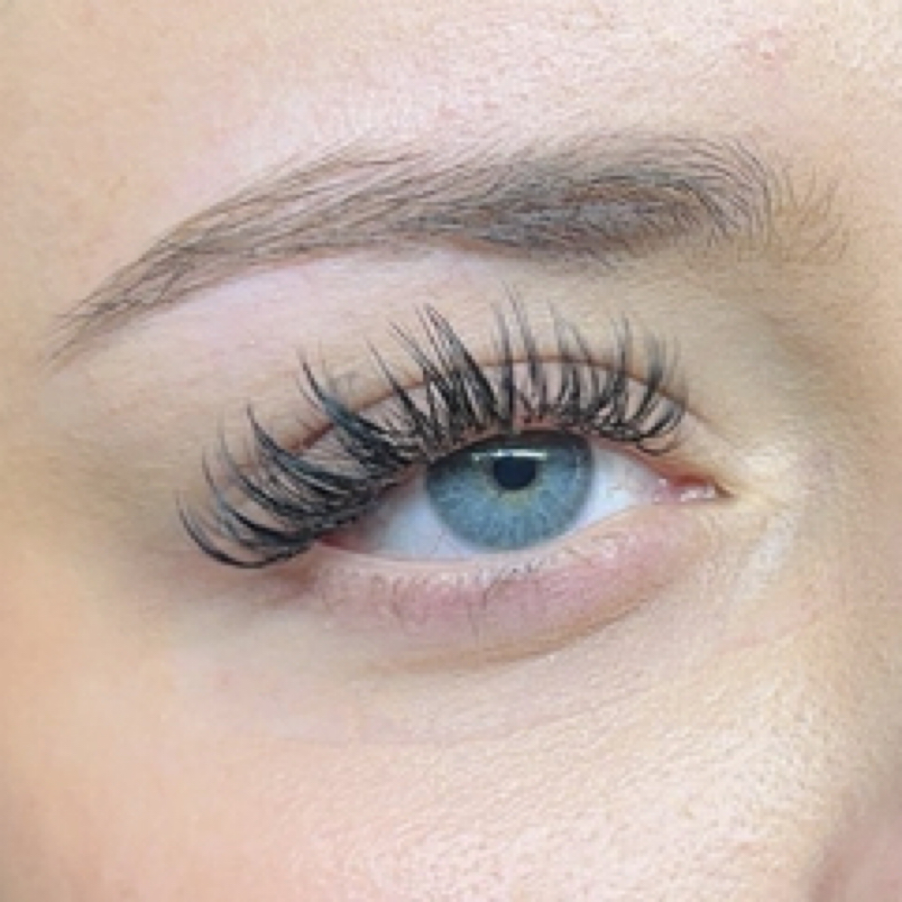 Half Set Lash at Phabulous Studio in Knoxville, TN