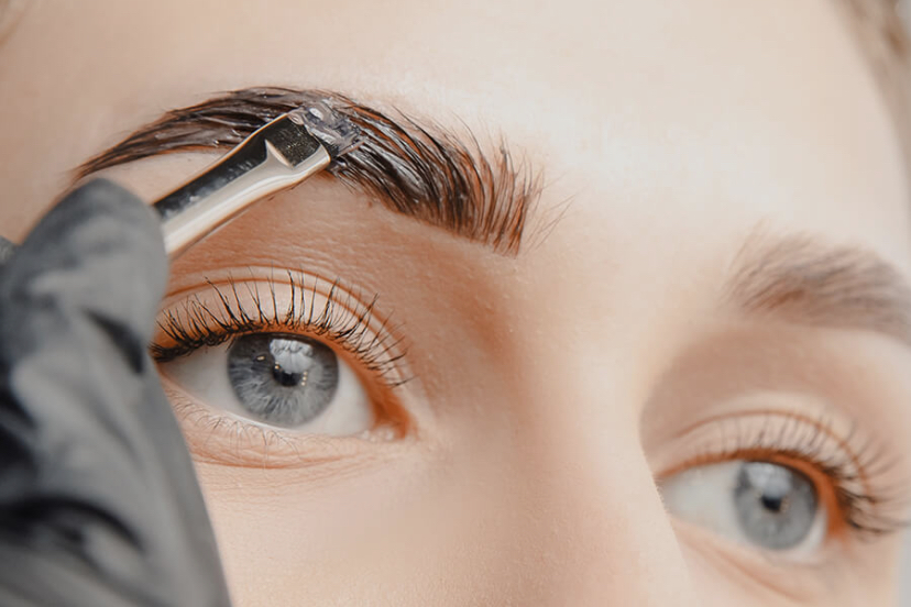 Eyebrow Tinting
