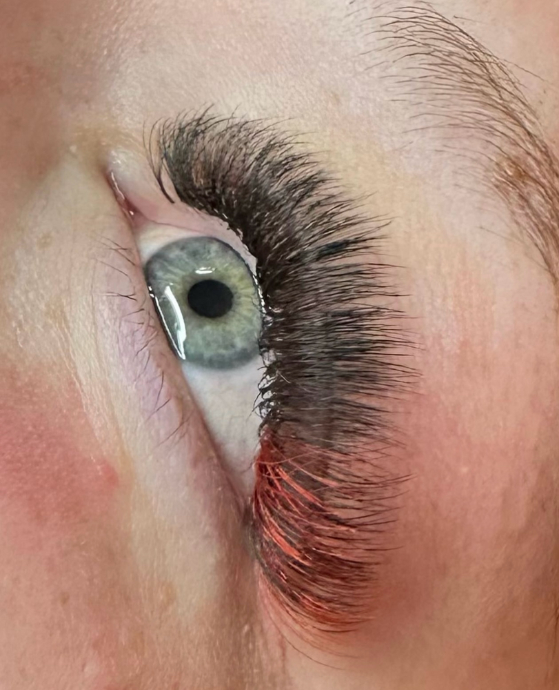 Color Lashes Added