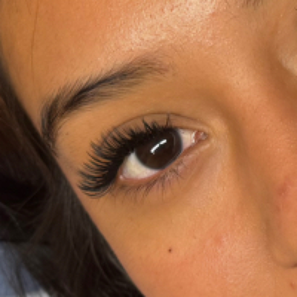 Wet Set Full Set at Alavez Aesthetics in Vallejo, CA