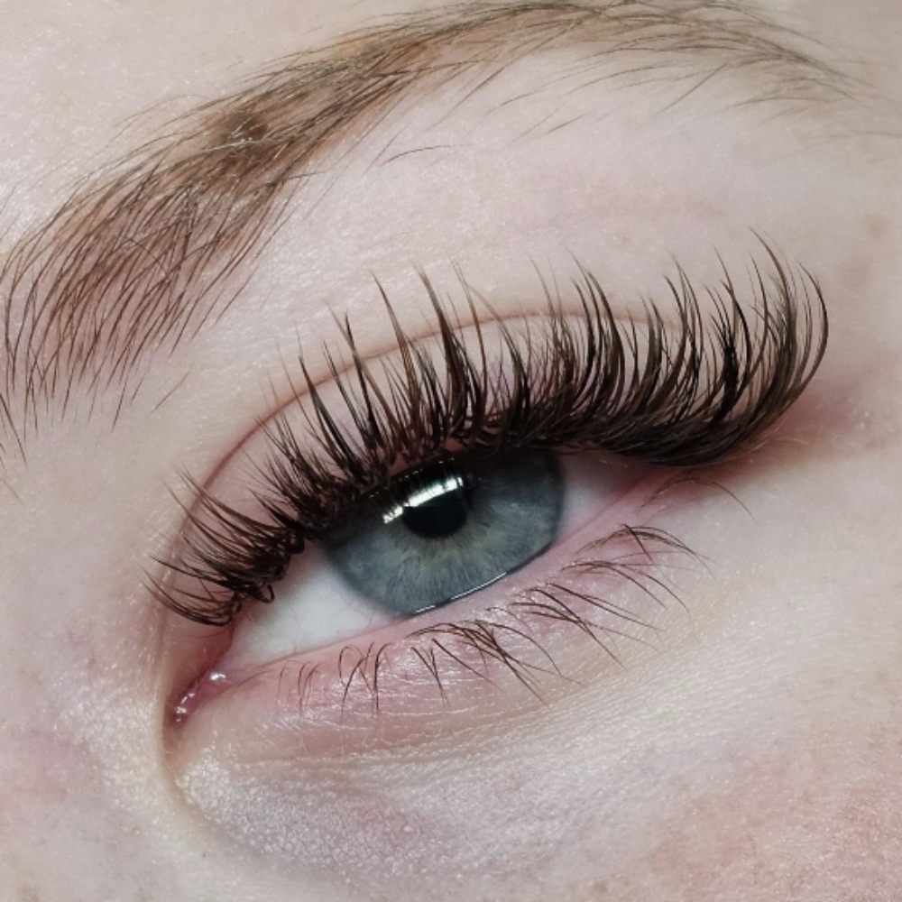 Hybrid Full Set at Emerald Esthetics in Keizer, OR