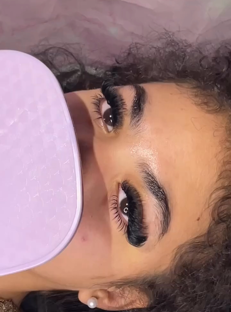 BOTTOM LASHES
