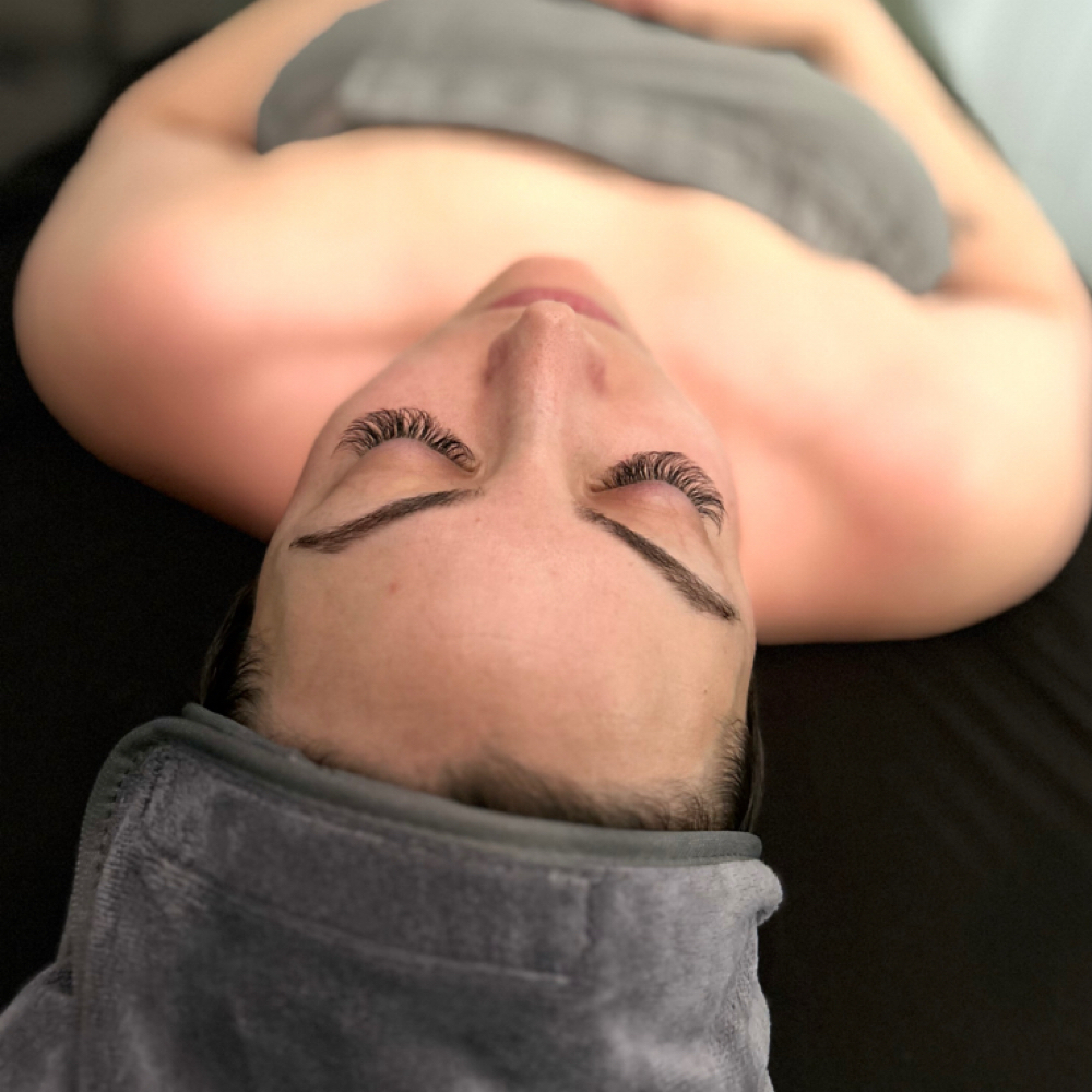 Extravagant Facial at Dee's Beauty Den in Bennett, CO