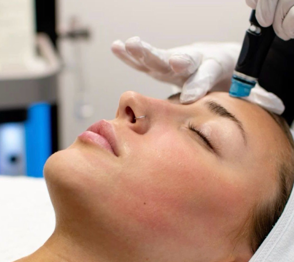 Hydra Glow Facial