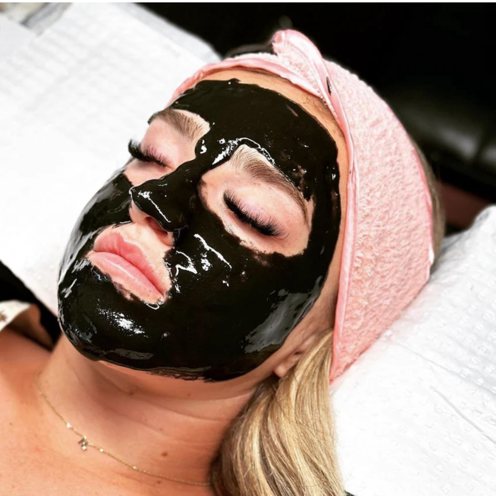 Hydrojelly Charcoal facial