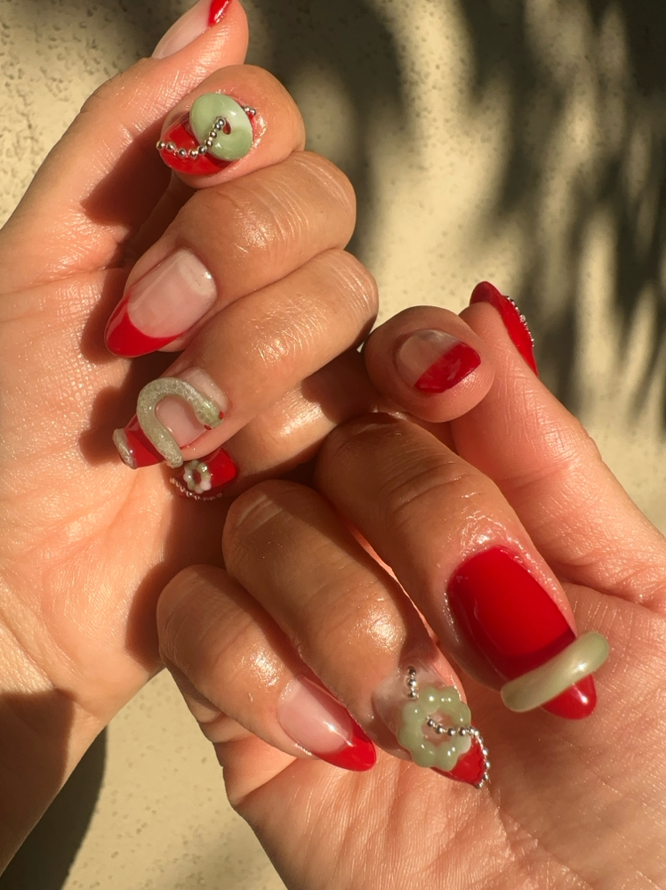 Russian Mani With Unlimited Art at The Nailiste in Tujunga, CA