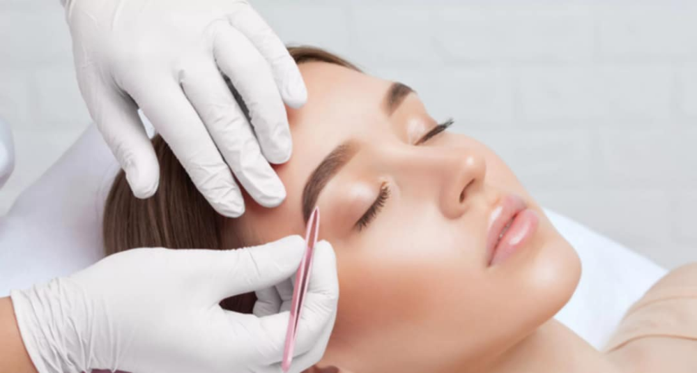 Eyebrow Tinting