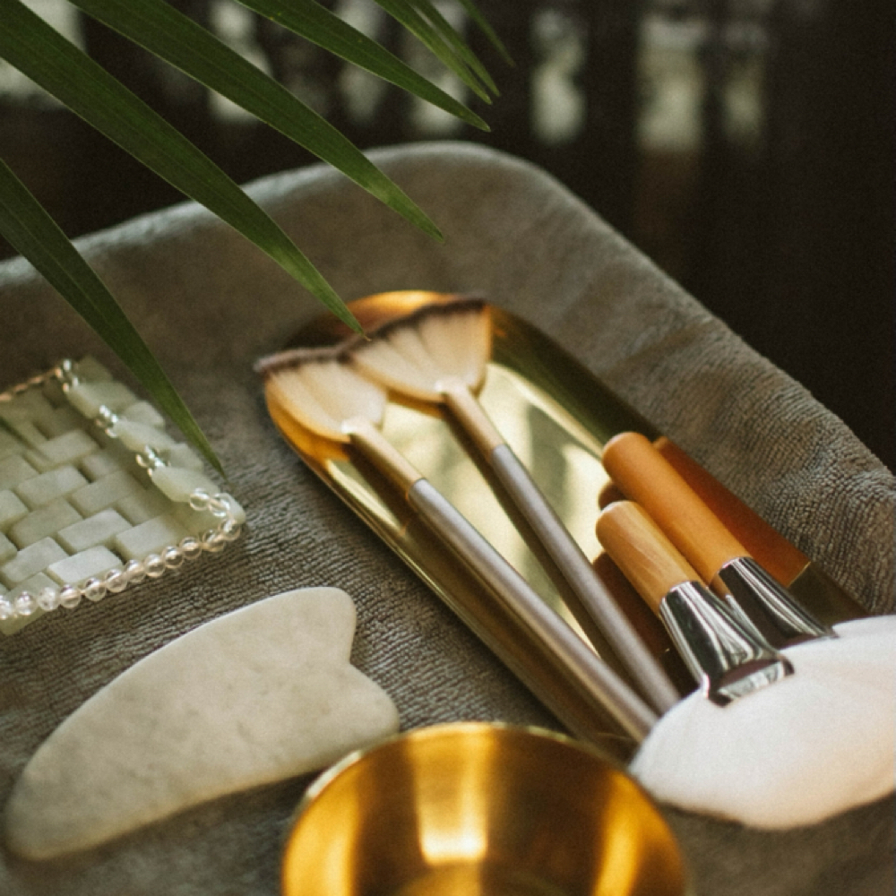 Aura Custom Facial at Starlace Wax & Spa in Hutto, TX