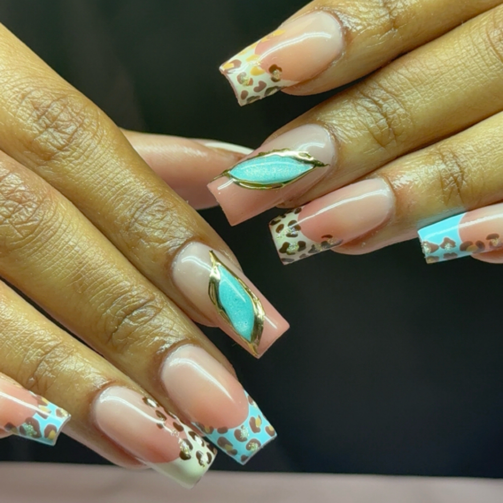 Tier 2 Designs at Lula’s Nail & Co. in Denver, CO