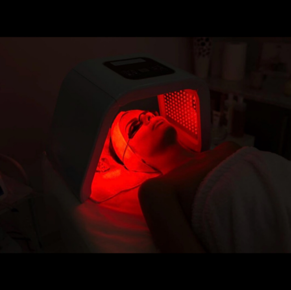 Red Light Therapy at Lush and Lifted, LLC
